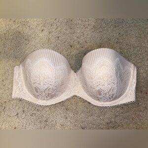 Dream Angels Strapless Bra